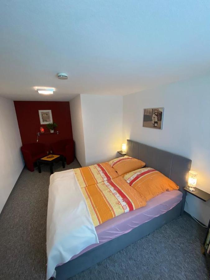 Ferienwohnung Witzig Inh Rita Weitmann 인겔하임암라인 외부 사진